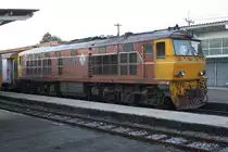 AHK 4227 (Co'Co', de, Henschel, Bj.1980, Fab.Nr. H-32465) am 26.Oktober 2011 vor dem RAP 108 im Bf. Den Chai.