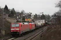 Die 152 170 zog am 28.1.12 die 185 238 und einen gemischten G�terzug durch Leutesdorf.