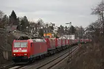 Die 185 125 zog am 28.1.12 einen Winner durch Leutesdorf.