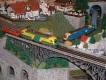 Ungarn l��t gr�ssen! Zwei Taurus BR 1047 der GySEV und MAV von ROCO.