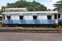 Dieser nummernlosen 4achsigen Pesonenwagen (Hersteller: Magor/USA, Bauj.194?) wird im Depot Thung Song Junction f�r bahninterne Zwecke verwendet. Bild vom 24.August 2011. 

