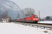 101 086 mit NF 13411 am 04.02.2012 bei Niederaudorf im Inntal.