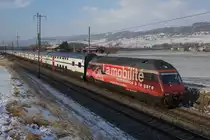 Re 460 094-6 zieht am 3.2.12 den IC 721 bei eisigen Temparaturen von Rolle Richtung Allaman.