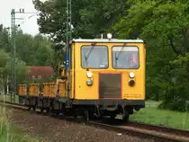 TVGdh 1328 mit drei TVGPr zwischen Fony�d und Fony�dliget, am 18. 06. 2010. 