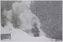 U 11  Mauterndorf  mit ihrem Sonderzug von Murau nach Tamsweg am 7.2.2012 kurz vor der Haltestelle Hintering.