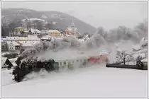 U 11  Mauterndorf  f�r eine englische Reisegruppe am 7.2.2012 von Murau nach Tamsweg, aufgenommen bei der Ausfahrt aus Murau.