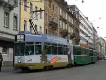 Am 08.02.2012 wurde ein Dreiwagenzug mit dem Be 4/4 479 und der IWB Vollwerbung, dem B4S 1481 und einem Be 4/4 auf der Linie 6 eingesetzt. Hier f�hrt der Zug zur Haltestelle Claraplatz.