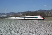 RABDe 500 012-1 legt sich am 3.2.12 bei Allaman in die Kurve.