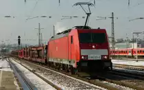 186 323-2 zieht am 08.02.2012 einen gemischten G�terzug durch Kaiserslautern