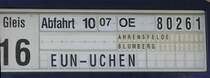 Da sage noch einer, bei der Bahn gibt es nichts (mehr) zu lachen. Jedenfalls sollte am 19. Januar 2006 dieser Zug von Berlin-Lichtenberg nach Eunuchen fahren.