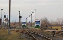 Zugkreuzung im Bf K�hnhausen am 17.02.2012. Rechts EB 80636 (Erfurt Hbf - Kassel-Wilhelmsh�he) wartet vor der Weiterfahrt auf die links einfahrende EB 80677 (Leinfelde - Erfurt Nord).