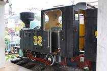 SNL 32(600mm, Bt-n2, Kyosan Kogyo-Fukushima, Bauj. 1949, Fab.Nr.6071) am 11.Jnner 2012 in der Thanon Thumnoonvithi in Hat Yai.

