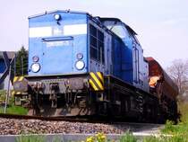 204 005 von Press beim Gleis nachbeschottern in Burkhardtsdorf am 15.05.06