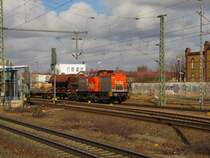 Die hvle V160.4 (92 80 1203 109-4 D-HVLE) �berf�hrte am 20.02.2012 den Triebzug DB 442 259-8 (94 80 0442 259-8 D-DB) + 442 759-7 (94 80 0442 759-7 D-DB) aus dem SFW Delitzsch (EuroMaint) in Richtung Leipzig, hier zu sehen in Delitzsch unt Bf.