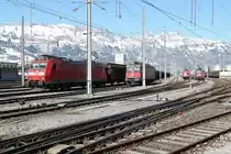 Momentaufnahme vor der m�chtigen Bergkulisse im G�terbahnhof Buchs/SG. 29.02.12
