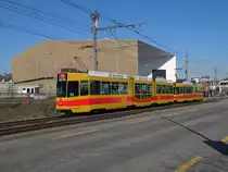 Be 4/8 mit der Betriebsnummer 257 und der Be 4/6 224 auf der Linie 11 hat die Haltestelle Schaulager verlassen und f�hrt Richtung Aesch. Die Aufnahme stammt vom 29.02.2012. 