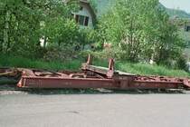 Rollschemel Ua 472 Abgestellt im Bahnhof Niederbipp am 11.05.2006