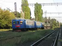 19.09.2011  SR3-1524 und die EL21 Nr. 067 vom Bergbau- und H�ttenkombinat Ordshonikidse im Bf. Kalinin