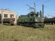 19.09.2011 El21 Nr. 069 (LEW 18097/ 1981) vom Bergbau- und H�ttenkombinat Ordshonikidse im Lokdepot der Werkbahn.