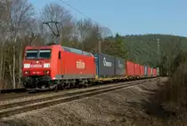 185 183-1 ist mit dem Opelzug am 20.03.2012 zwischen Hochspeyer und Kaiserslautern