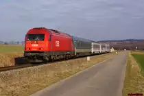 2016 099 f�hrt am 20.03.2012 bei Loipersbach-Schattendorf mit den aus ungarischen und kroatischen Reisezugwagen gebildeten D285 von Wiener Neustadt Hbf nach Sopron. 
Von Sopron aus geht die Reise �ber Szombathely, Zalaszentiv�n und Nagykanizsa weiter in die kroatische Hauptstadt Zagreb.