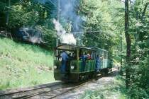 BC Museumsbahn Dampfzug 453 von Chaulin nach Chamby am 19.05.1997 bei Weiche mit exTN C4 121 - Dampflok exFP G 2/2 4. Hinweis: Zug geschoben, Dampflok von Rimini/Italien. Der Zug kommt vom Depot herab und trifft hier auf das Streckengleis Blonay - Chamby. Dampfzug geschoben.
