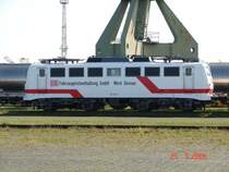 Die 110 511-3 stand Donnerstagmorgen im Seehafen Rostock. Am fr�hen Nachmittag brachte sie ihren Gz nach L�bbenau. 25.5.06