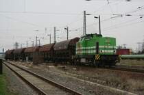 Lok 20 mit Tads-Wagenzug bei der Ausfahrt aus Industriebahnhof Erfurt Ost, Richtung EF Hauptbahnhof (10.04.2006)