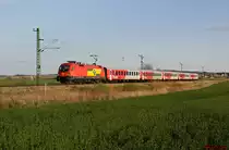 Am Abend des 04.04.2012 war GySEV 1116 061 mit REX2832  Blaufr�nkischland  von Deutschkreutz nach Wien Meidling unterwegs.