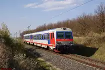 Der ehemalige �BB Triebwagen 5147 005/006 (GySEV 1446 514/2446 514) f�hrt als Lp36616 von Deutschkreutz nach Sopron. Harka, 04.04.2012