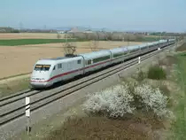 Der 401 079-9 ist am 02.04.12 von Berlin Ostbahnhof nach Interlaken Ost unterwegs. Der N�chste und auch letzte Deutsche Zwischenhalt ist Basel Bad. Bf.