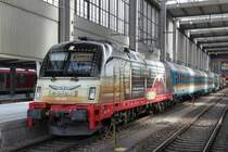 183 001-7 mit ALX84108 von M�nchen Hbf nach Schwandorf kurz vor der Ausfahrt im Hbf M�nchen.29.03.2012 
