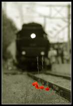 Eine kleine Impression: 52.4984 im Bahnhof G�tzendorf am 21.6.2006