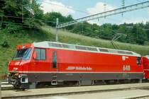 RhB - Ge 4/4 III 648  SUSCH  am 27.06.1995 in Filisur - Drehstrom-Universallokomotive - �bernahme 05.11.1994 - SLM5635/ABB - 3200 KW - Gewicht 62,00t - L�P 16,00m - zul�ssige Geschwindigkeit 100 km/h - Logo RhB deutsch - Werbung: ohne - gescanntes Dia 
