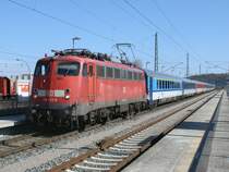 Zu den Aufgaben f�r die 115 im Nordosten z�hlt auch in diesem Jahr wieder die Bespannung des EC 378/379.Am 06.April 2012 durfte die 115 459 den EC 379 Binz-Brno von Binz bis Stralsund bespannen.Aufnahme in Bergen/R�gen.