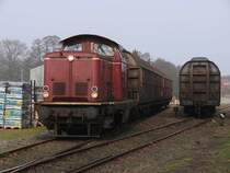 V100 “Emsland” der Emsl�ndische Eisenbahn GmbH (ehemalige 211 308-2) w�hrend rangierarbieten in Ramsloh am 16-3-2012.