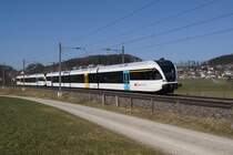 RABe 526 767-9 und RABe 526 736-4 befinden sich am 16.3.12 bei Eschlikon.