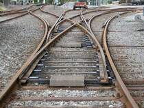 Wie bezeichnet man wohl so eine Weichenkonstruktion. Sie liegt ebenfalls in Heiden im Adh�sionsbereich und dient als Zufahrt zu den Depotgeleisen. (22.09.2004)