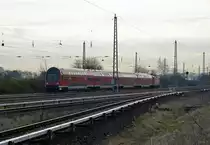 Eine RE-Garnitur fuhr am 11.04.12 durch Sch�nflie� Richtung Stralsund.