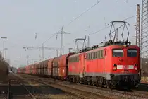 140 772 und eine weitere 140er ziehen am 22.3.12 einen Kohlezug durch Ratingen-Lintorf.