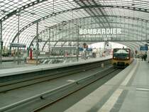 Zwei Tage vor der offiziellen Er�ffnung ist der neue Hauptbahnhof noch leer,�berall wird noch letzte Hand angelegt.Nur der S-Bahn Bahnsteig ist in Betrieb.24.05.06