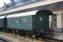 Museumswagen Bih 37143 (40 81 9432 905-3) am 15.April 2012 in St. P�lten Hbf.