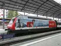 SBB - Werbelok 460 036-7 im Bahnhof von Olten am 09.04.2012
