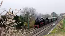 150 Jahre Hohenlohebahn-Jubil�um: hier die 52 7596 der Eisenbahnfreude Zollernbahn e.V. bei S�lzbach (Obersulm)am 15.04.2012 w�hrend des Auftaktwochenendes Richtung �hringen unterwegs. 
