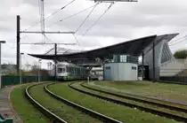 �stra  Baureihe 2000ner Stra�enbahn an der Haltestelle  Messe/Ost  (01.04.2012)