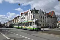 �stra Baureihe 2500ner Stra�enbahn an der Haltestelle  Lortzingstra�e  (01.04.2012)