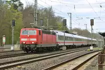 Hier durchf�hrt 181 207-2 den Bahnhof Dreieich-Buchschlag mit einem IC in Richtung S�den. Freue mich immer wieder wenn ich eine 181er Fotografieren kann. Finde das diese Lok etwas besonderes und sch�nes ansich hat. Aufgenommen am 16.04.2012.