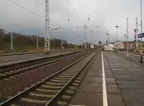 Der Bahnsteig 3 in Sangerhausen am 12.04.2012.