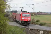 185 298-7 Richtung Altenbeken in Paderborn Bennhausen am Vormittag des 18/04/2012