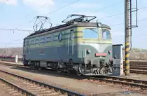 140 062-1, Ostrava prav� předn�dra��/Ostrau Rechter Vorbahnhof; 18.04.2012.
ČSD-Baureihe E 499.0/140 nach der Lizenz der Schweizerischen Lokomotiv- und Maschinenfabrik Winterthur (Konstruktionsreihe Ae 4/4) gebaut werden. Diese Lok, Bj. 1957, dient bis 02/2006 bei Cargo Slovakia, seitdem bei einem Ostrauer Privat-Verkehrsunternehmen.
